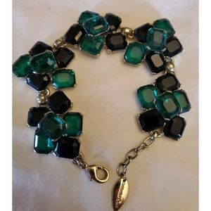 $59 Coldwater Creek Faux Emerald Flower Chunky Bracelet EUC Bargain